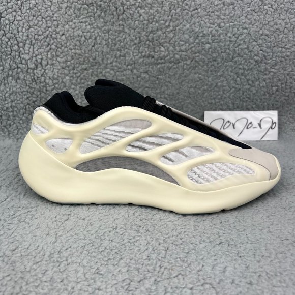 Yeezy 700 Mens 9 Shoes White Black Azael V3 Adidas Kanye West 2022 Ye Sneakers 1 - Picture 3 of 10